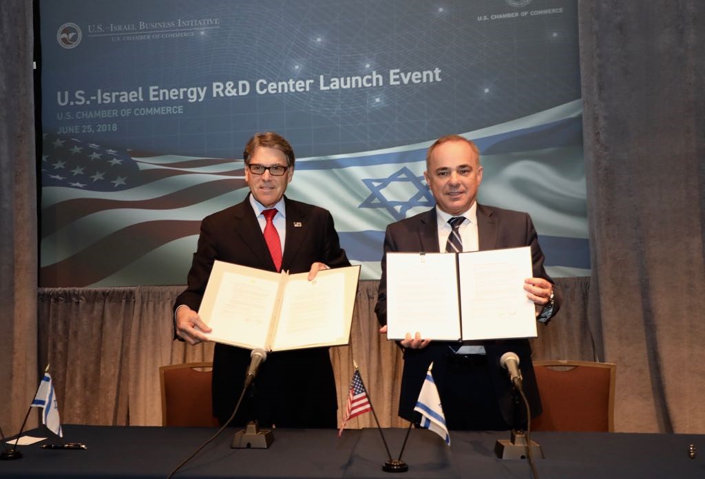 Steinitz-Perry-MoU-Signing-6-25-18-CREDIT-SHMULIK-ALMANY